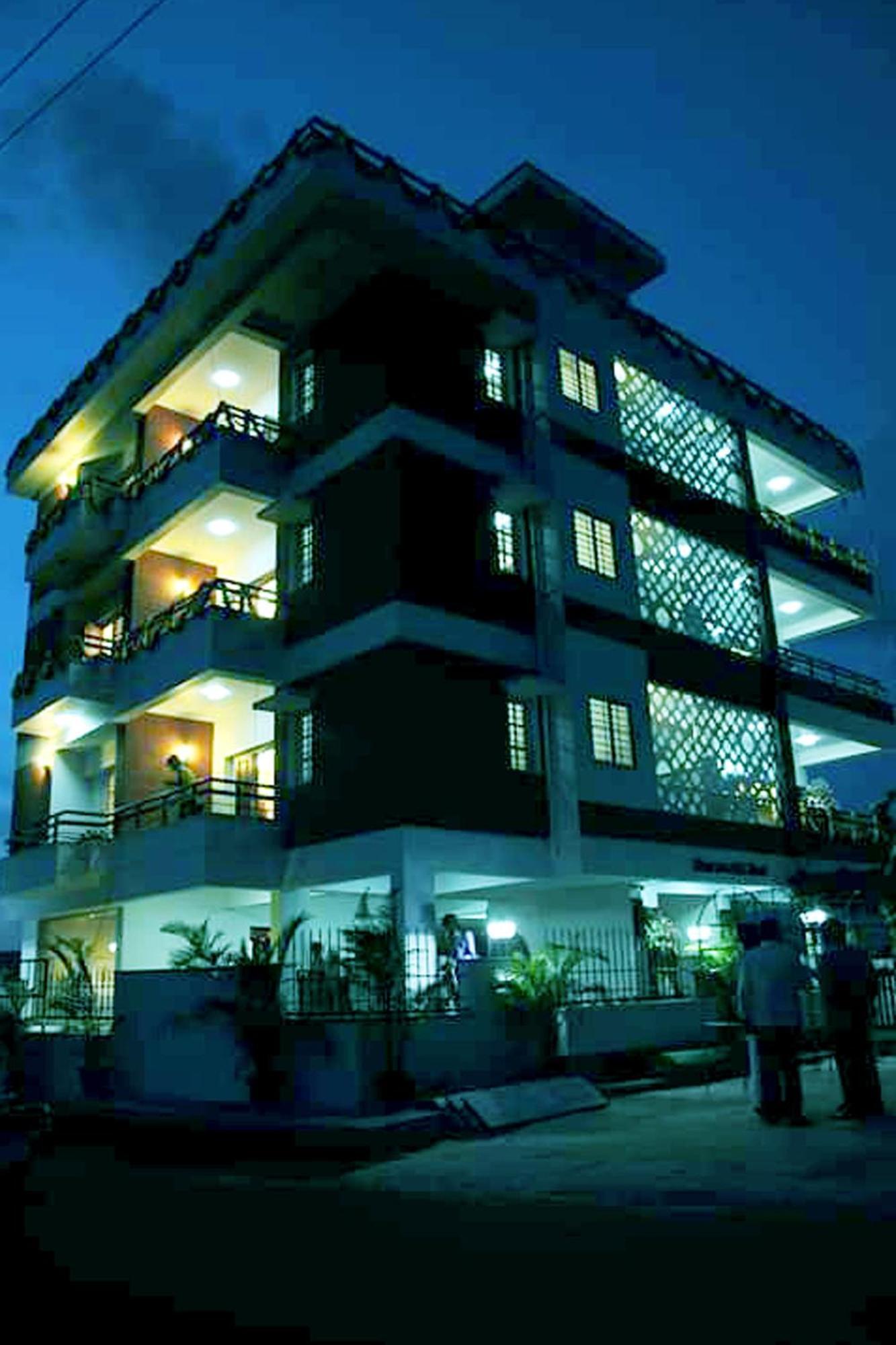 Zions Hotel And Apertment Devanahalli Exteriör bild
